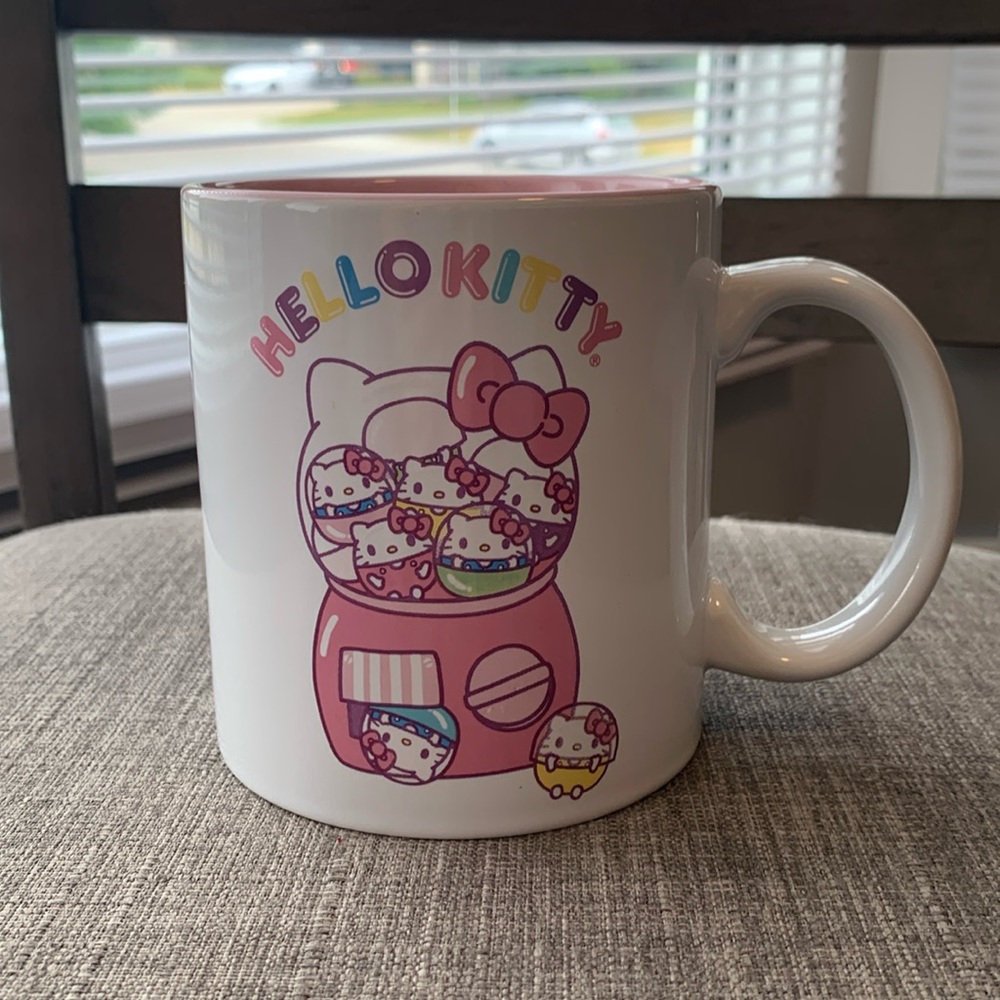 Sanrio Hello Kitty Mug - Gacha machine design